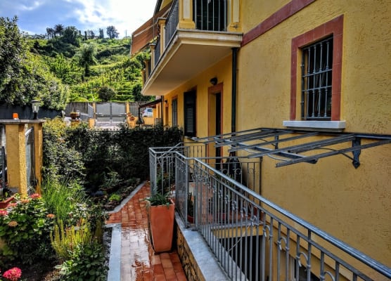 Sally's B&B 1