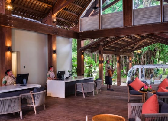 Lomani Island Resort & Spa 1