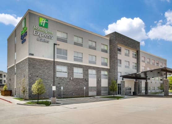 Holiday Inn Express & Suites DENTON SOUTH by IHG 1