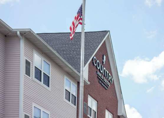 Country Inn & Suites by Radisson, Wilmington, NC 1