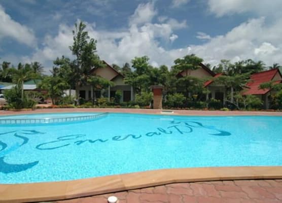 Lanta Emerald Bungalow 1