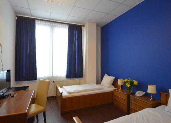 Pallas Hotel 1