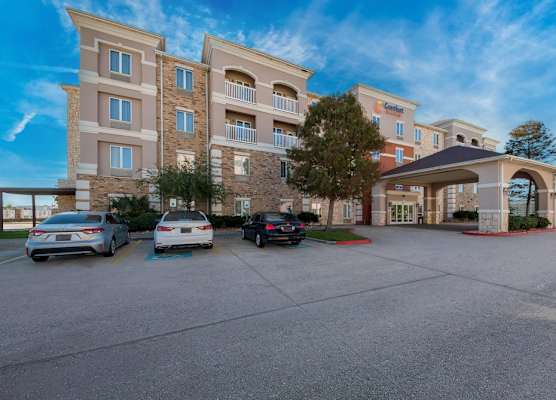 Comfort Suites Corpus Christi Central 1