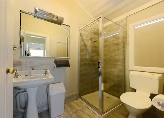 Edinburgh Gallery Bed & Breakfast 1