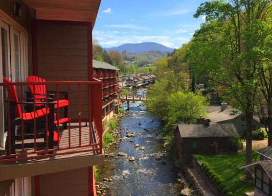 Baymont by Wyndham Gatlinburg On The River 1