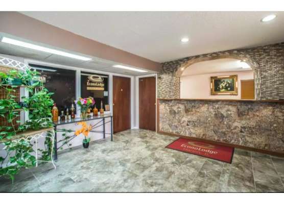 Econo Lodge Marion 1