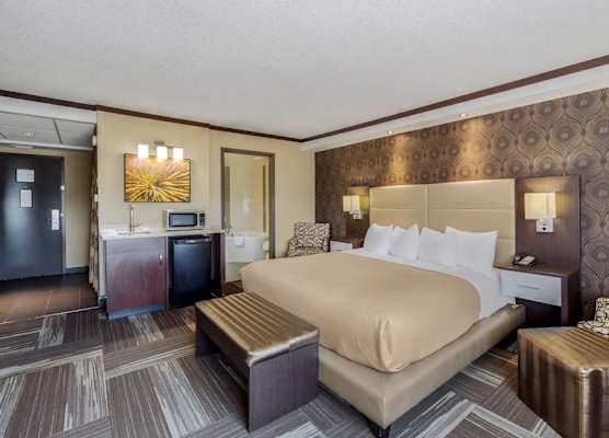 Best Western Plus Edmonton Airport 1
