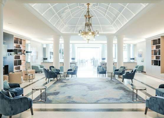 Grand Hotel Suisse Majestic, Autograph Collection 1