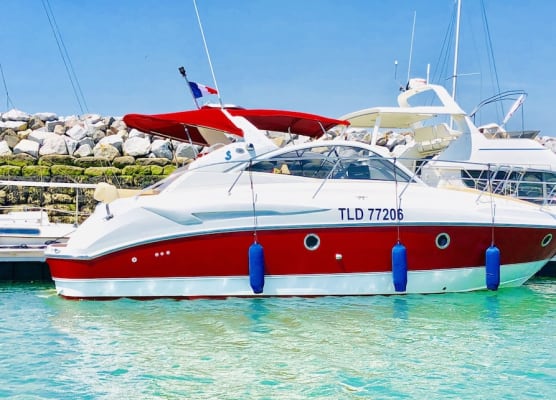 Bateau de Prestige 1