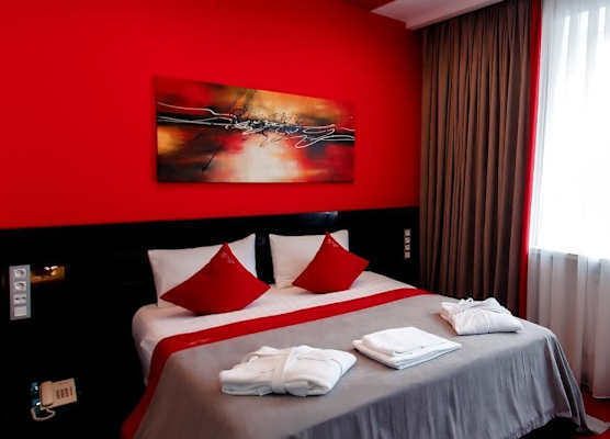 Mildom Premium Hotel 1