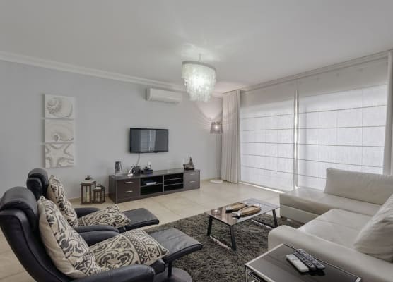 Luxury Apt with side Seaviews and Pool, Best Location by Buena Vista 1