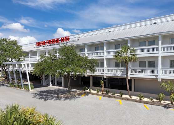 Shem Creek Inn 1