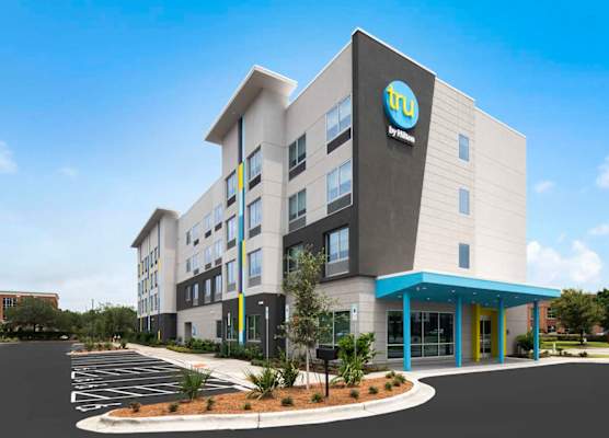 Tru by Hilton Wilmington Wrightsville Beach 1