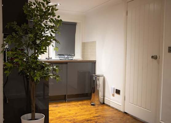 UStay 27 Stanley Street Party Apartments 1