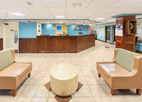 Days Inn by Wyndham Raleigh-Airport-Research Triangle Park 1