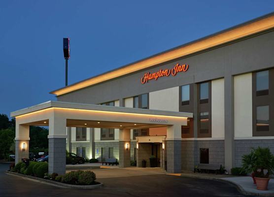 Hampton Inn Louisville/I-65/Brooks Road 1