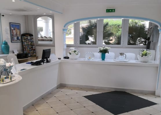 Hotel La Calanque 1