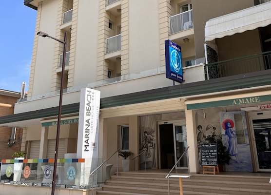 Marina Beach Suite Hotel 1