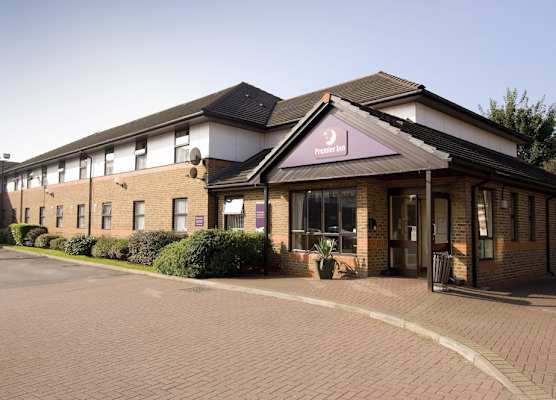 Premier Inn Cardiff City South 1