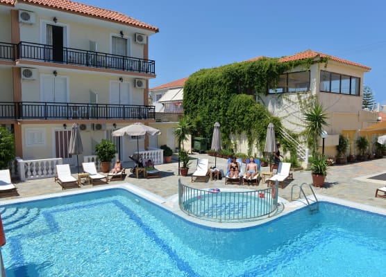 Dimitra Apartments And Studios 1