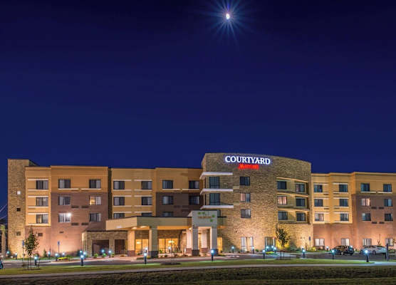 Courtyard by Marriott Jacksonville 1