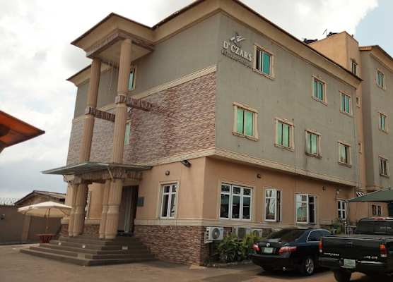 D'Czars Hotel & Suites 1