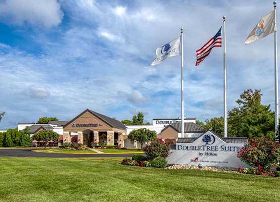 DoubleTree Suites by Hilton Mt. Laurel 1