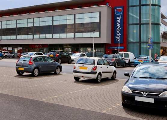 Travelodge Llanelli Central 1