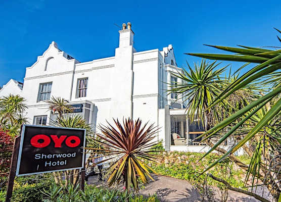 The Sherwood Palm Hotel, Torquay Beach 1