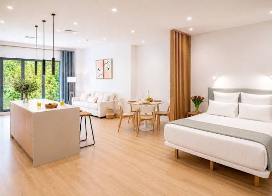 Paseo Suites Hotel 1