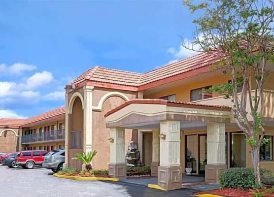 Economy Inn Jax-OP 1