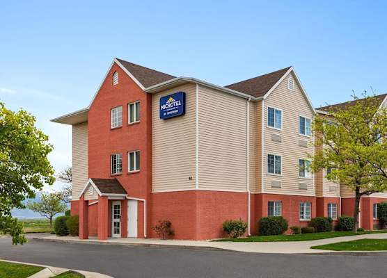 Microtel Inn & Suites by Wyndham Salt Lake City Airport 1