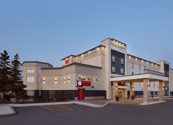 Four Points by Sheraton Vaughan 1