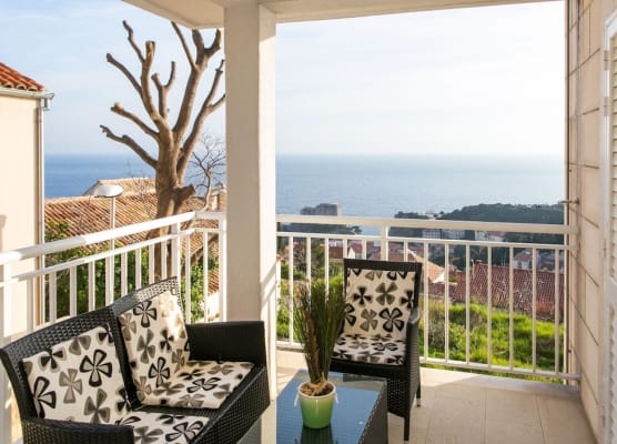 Apartments Carmelitta 1