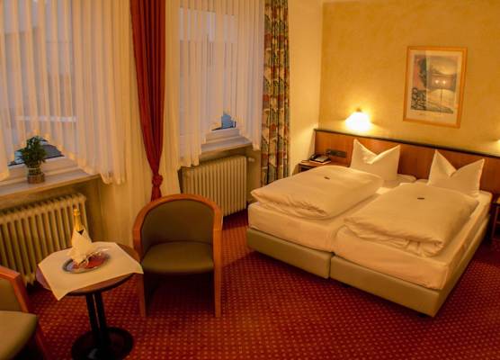 Garni Hotel Schmaus 1
