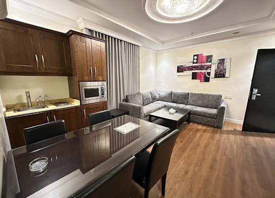 loren serviced Apartment Alslamah 1