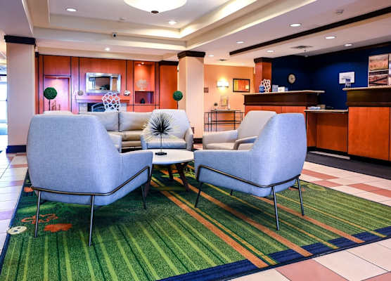 Fairfield Inn and Suites by Marriott Indianapolis/ Noblesville 1