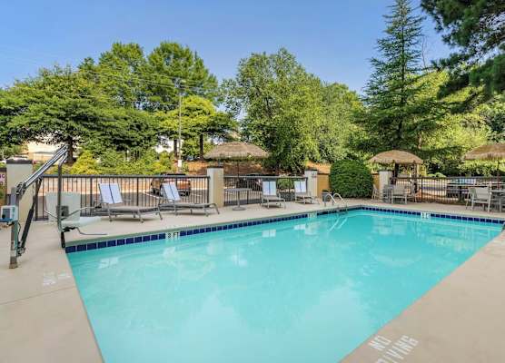 Comfort Suites Gastonia - Charlotte 1