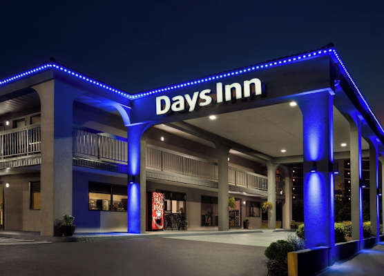Days Inn by Wyndham Anderson 1