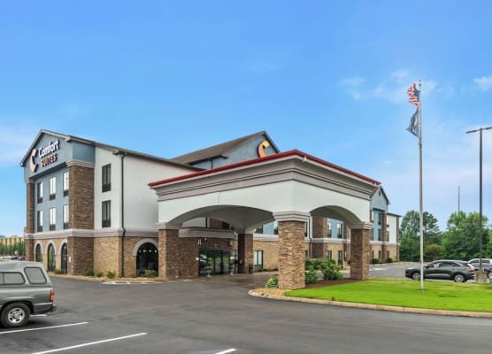 Comfort Suites Jackson I-40 1