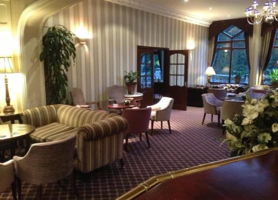 Oakwood Hall Hotel 1