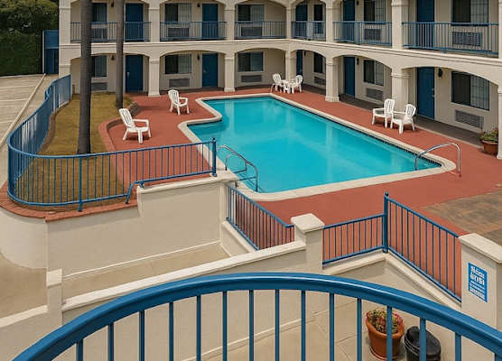 LYFE INN & SUITES by AGA - LAX Airport 1