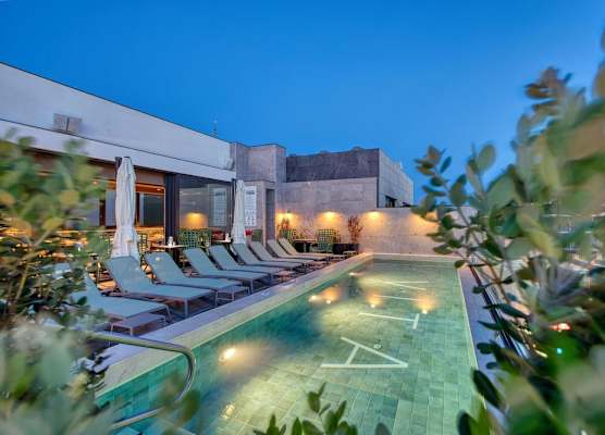 VITA Hotel & Rooftop 1