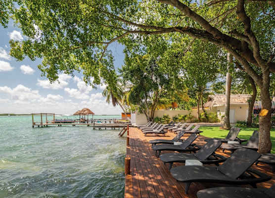 Casa Aakal Lagoon Front 1