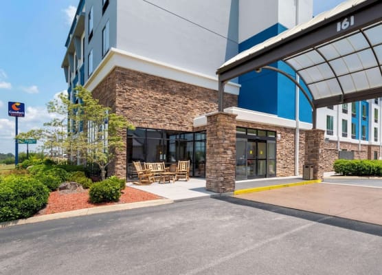 Comfort Suites Kodak Sevierville 1