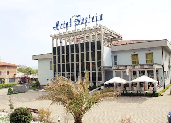 Hotel Insteia 1