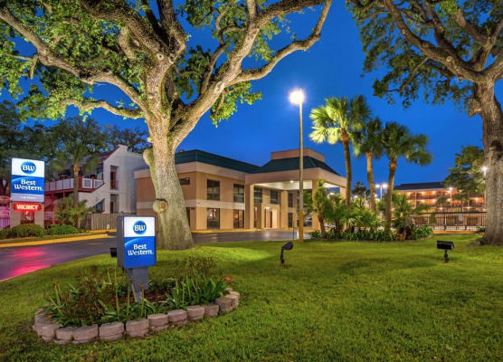 Best Western Oak Manor 1