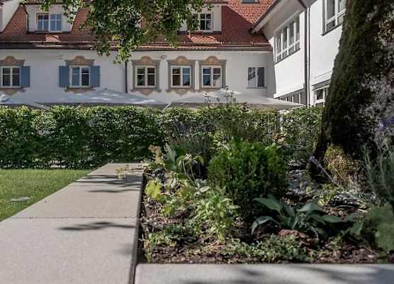 Alpenhotel Krone 1
