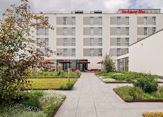 IntercityHotel Zürich Airport 1