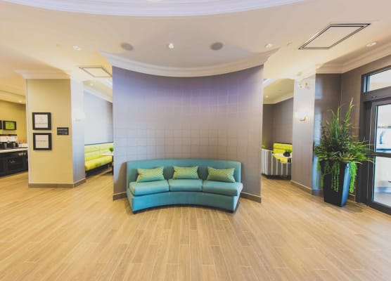 Hampton Inn & Suites by Hilton Bolton 1